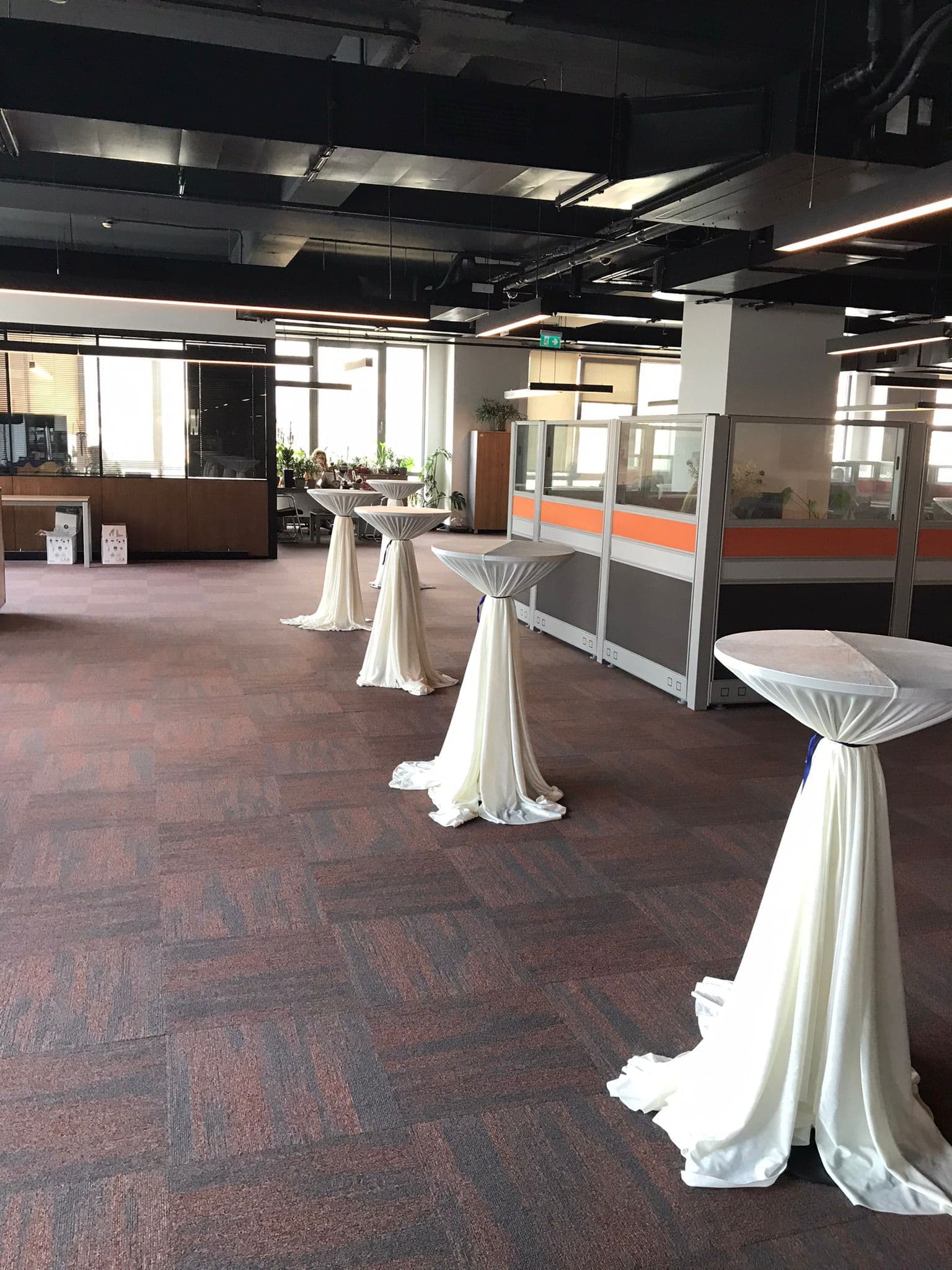 Bistro Masası Kiralama